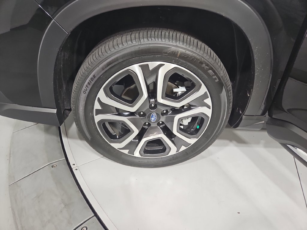Certified 2026 Subaru Ascent Touring AWD/4WD image 28