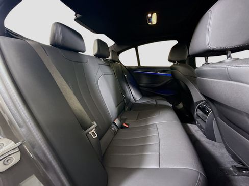 Used 2022 BMW 530i w/ M Sport Package image 27