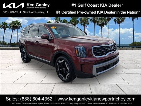 Used 2023 Kia Telluride S w/ S Sunroof Package FWD image 1