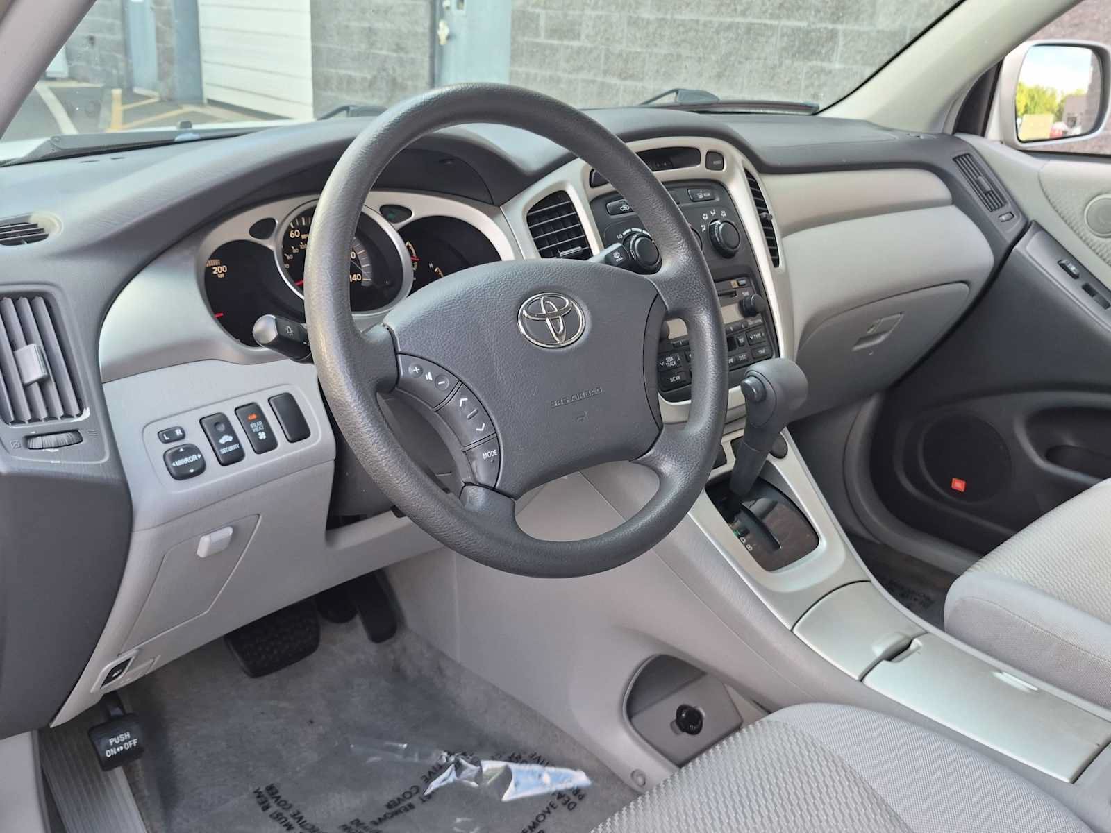 Used 2006 Toyota Highlander 4WD Hybrid image 10