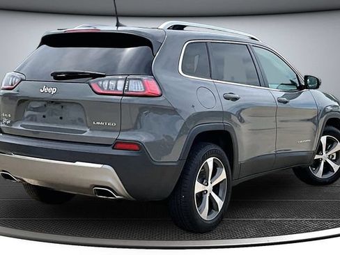 Used 2020 Jeep Cherokee Limited AWD/4WD image 6