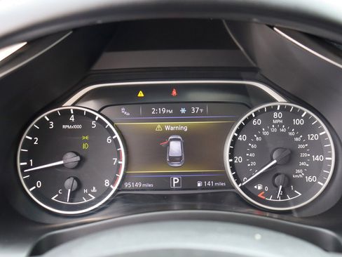 Used 2018 Nissan Murano SV w/ Premium Package image 28