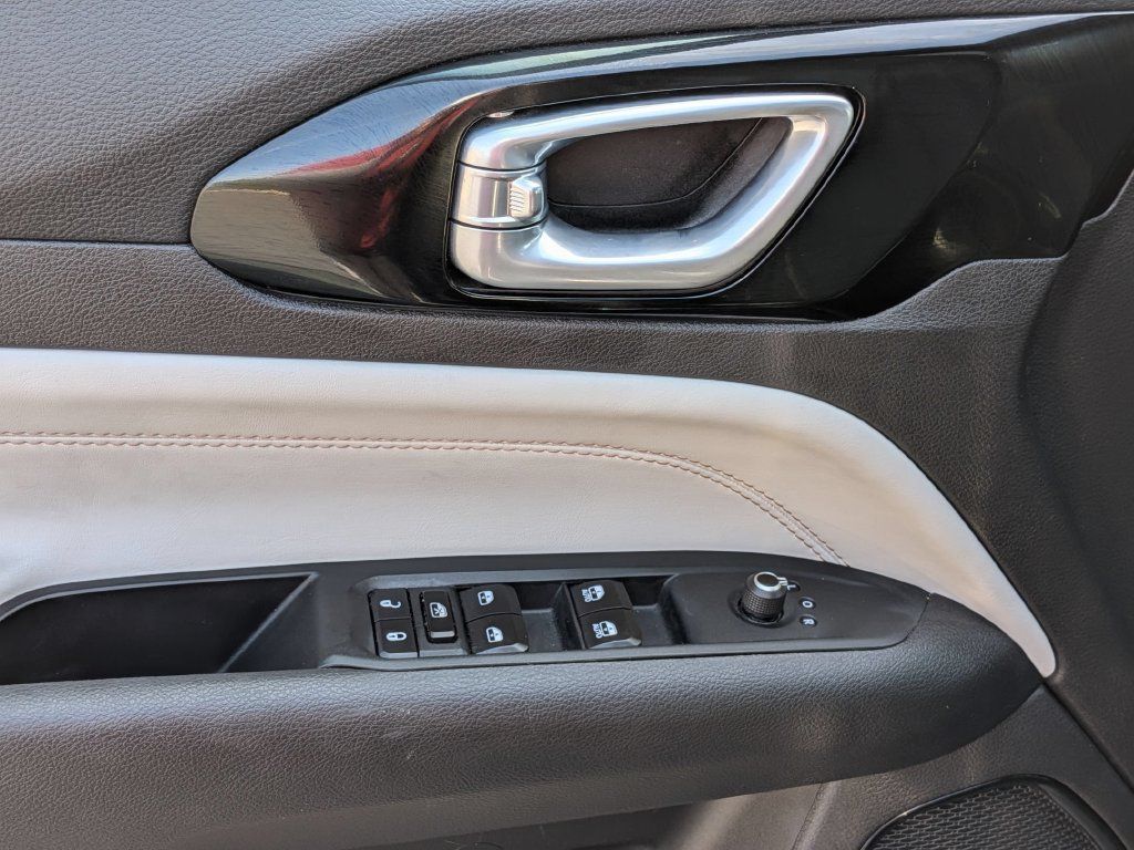 Used 2025 Jeep Compass Limited AWD/4WD image 13