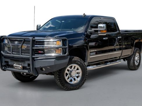 Used 2016 Chevrolet Silverado 2500 LTZ w/ Duramax Plus Package AWD/4WD image 4