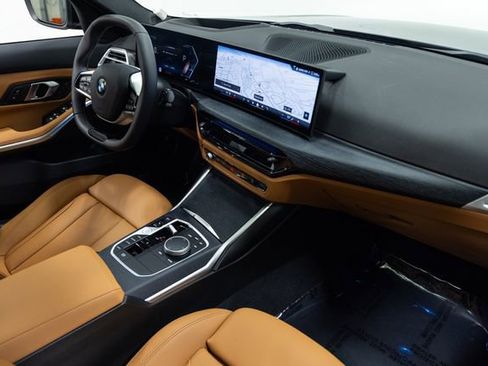 Used 2025 BMW 330i xDrive Sedan w/ Premium Package image 26