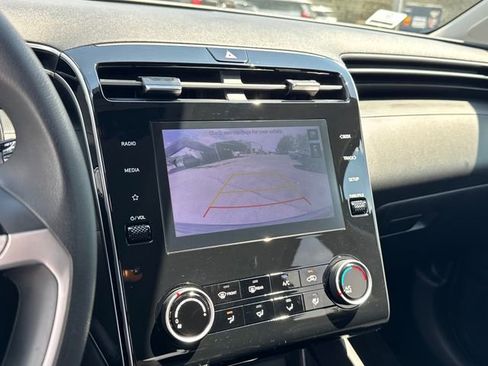 Used 2022 Hyundai Tucson SEL FWD image 20