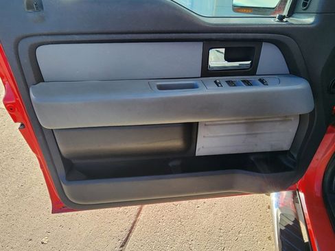 Used 2014 Ford F150 XLT w/ Equipment Group 302A Luxury image 9