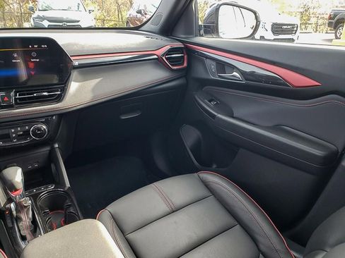 Used 2024 Chevrolet TrailBlazer RS w/ Convenience Package image 25