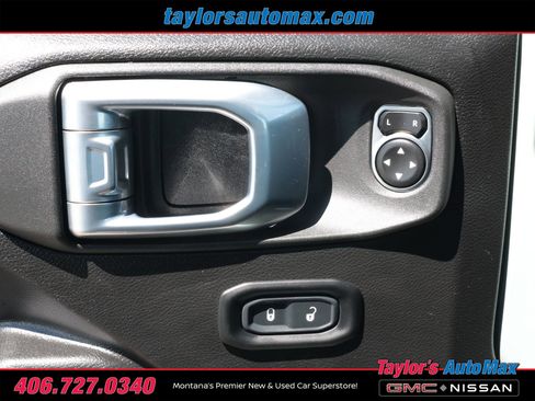 Used 2023 Jeep Wrangler Unlimited Rubicon AWD/4WD image 32