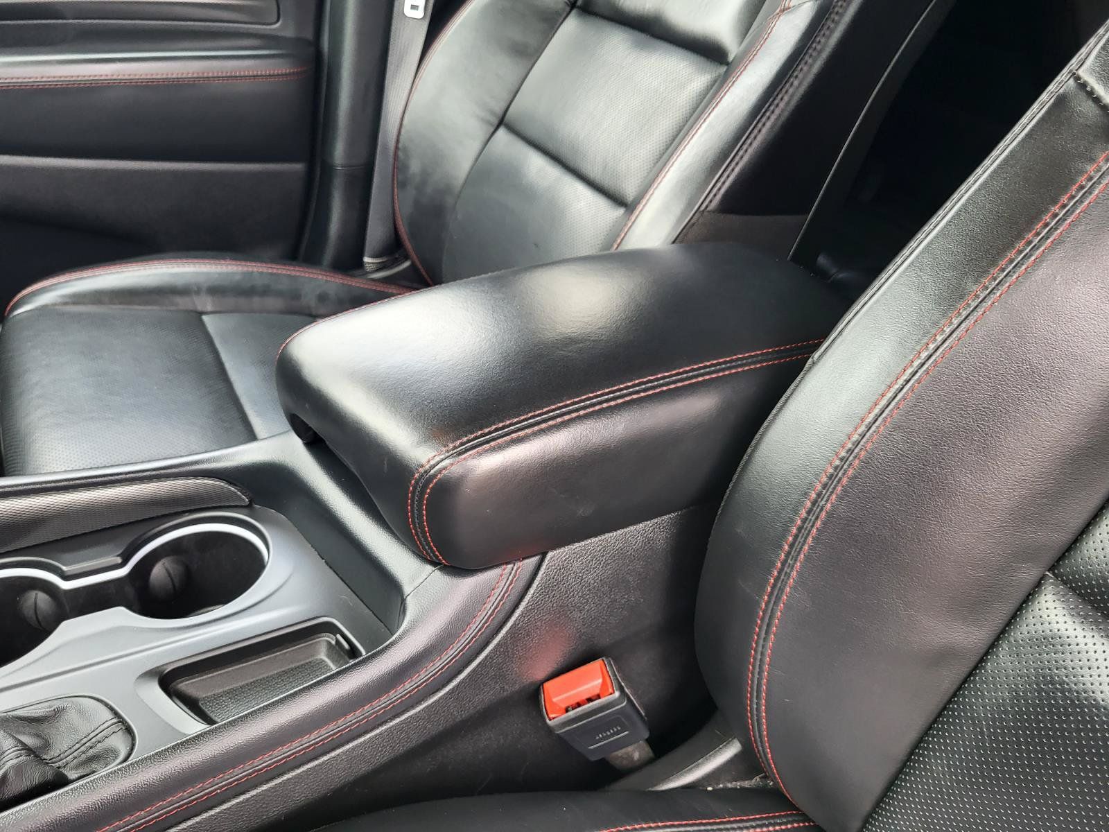 Used 2024 Dodge Durango GT RWD image 25