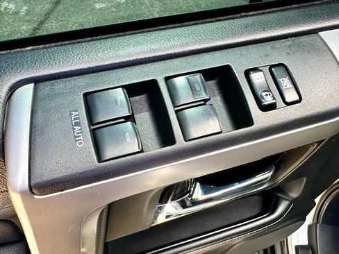 Used 2019 Toyota 4Runner SR5 image 10