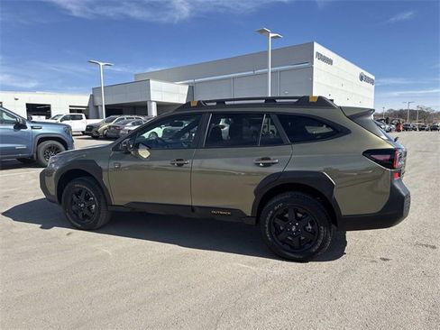 Used 2025 Subaru Outback Wilderness image 8