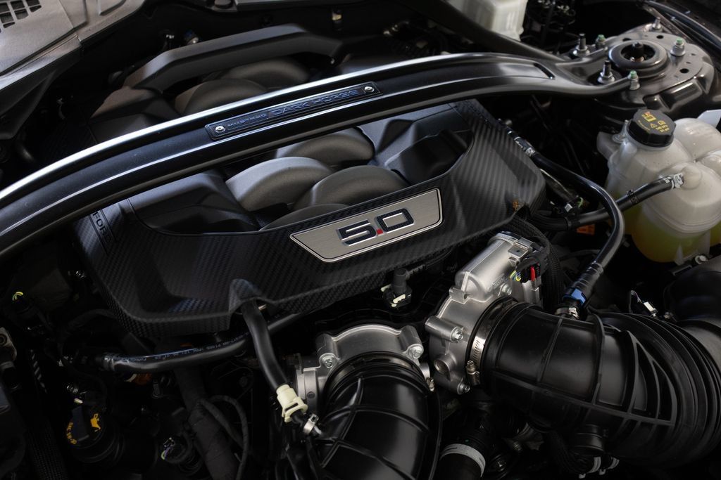 Used 2024 Ford Mustang Dark Horse RWD image 39