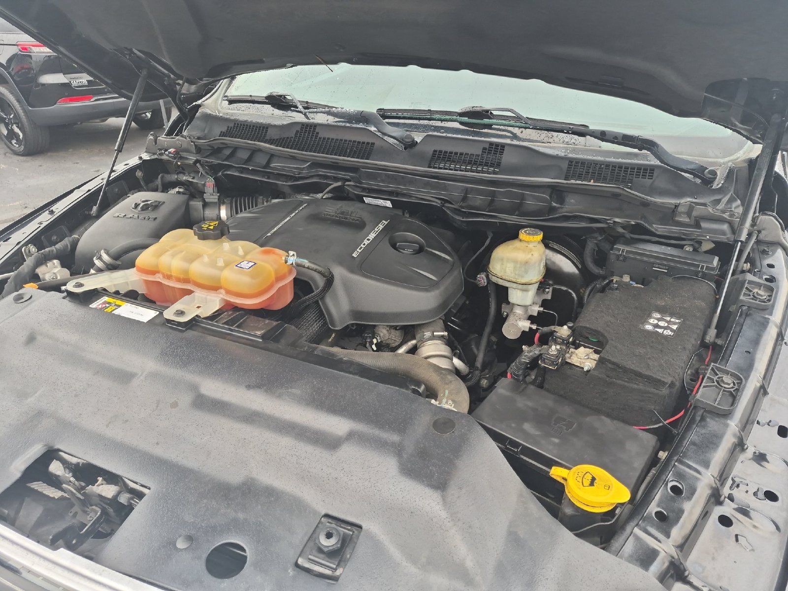 Used 2016 RAM 1500 Laramie AWD/4WD image 32