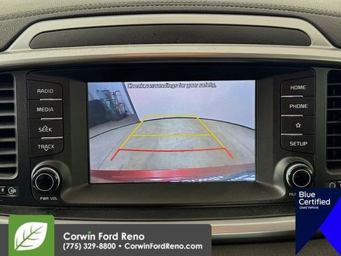 Used 2019 Kia Sorento S image 17