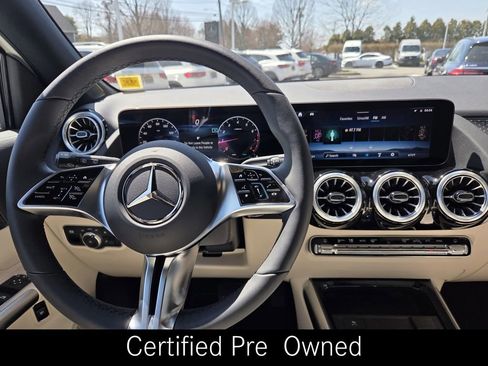 Certified 2025 Mercedes-Benz GLA 250 4MATIC image 17