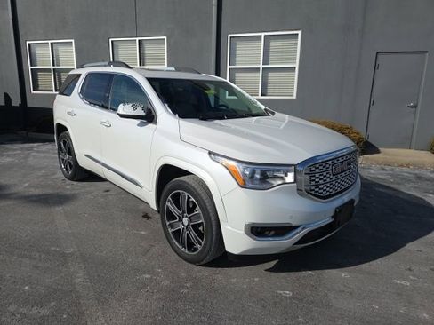 Used 2017 GMC Acadia Denali w/ Technology Package image 1
