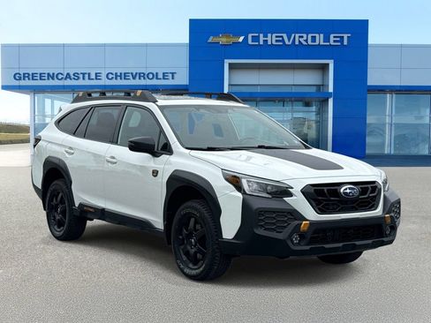 Used 2025 Subaru Outback Wilderness AWD/4WD image 1