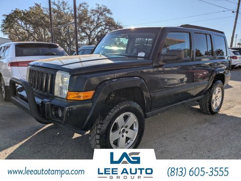 Used 2007 Jeep Commander Sport image 7