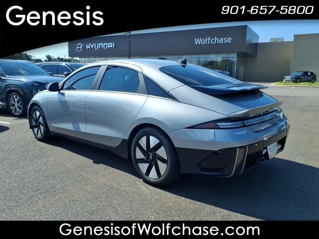 Certified 2024 Hyundai Ioniq 6 Limited RWD image 3