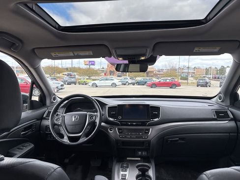 Used 2023 Honda Ridgeline RTL-E image 39