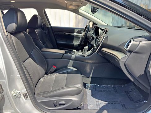 Used 2019 Nissan Maxima 3.5 SV w/ Floor Mat Group FWD image 13