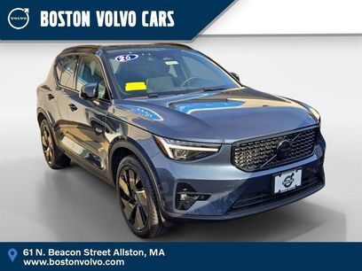 New 2026 Volvo XC40 B5 Ultra w/ Protection Package Premier