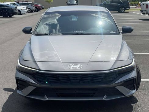 Certified 2025 Hyundai Elantra Sport w/ Cargo Package FWD image 6