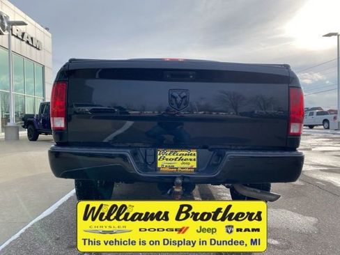 Used 2018 RAM 1500 Express w/ Black Ram 1500 Express Group image 6