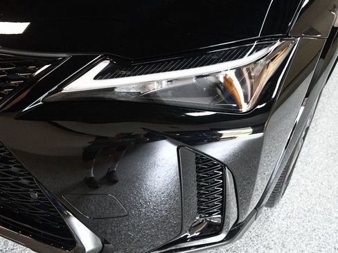Used 2025 Lexus UX 300h AWD w/ Cold Area Package image 15