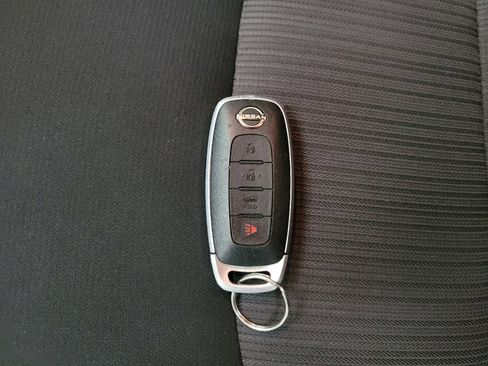 Used 2024 Nissan Sentra SV image 32