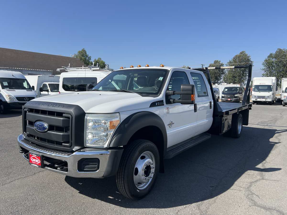 Used 2014 Ford F550 2WD Crew Cab Super Duty image 2