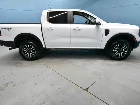 Used 2025 Ford Ranger Lariat w/ Trailer Tow Package AWD/4WD image 37