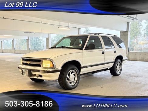 Used 1996 Chevrolet Blazer LT image 3