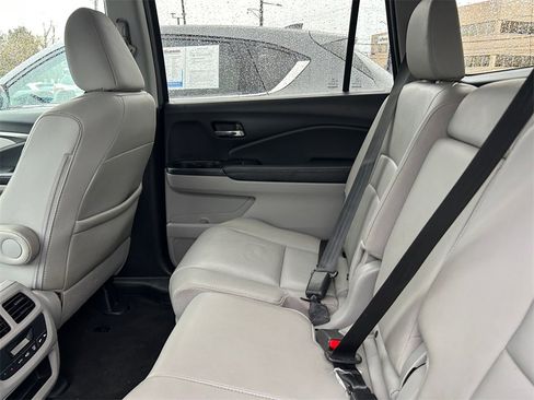 Used 2018 Honda Pilot EX-L image 25