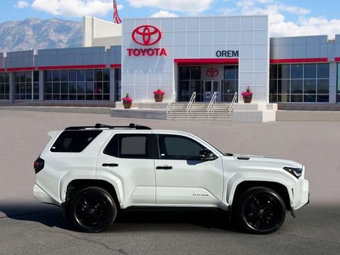 New 2026 Toyota 4Runner 4WD image 3