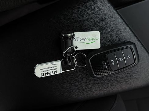 Used 2025 Hyundai Elantra Sport FWD image 24