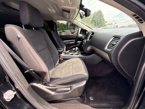 Used 2018 Dodge Durango SXT w/ 3rd Row Seating Group RWD image 27