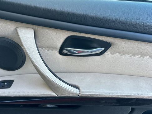 Used 2011 BMW 328i Coupe image 18