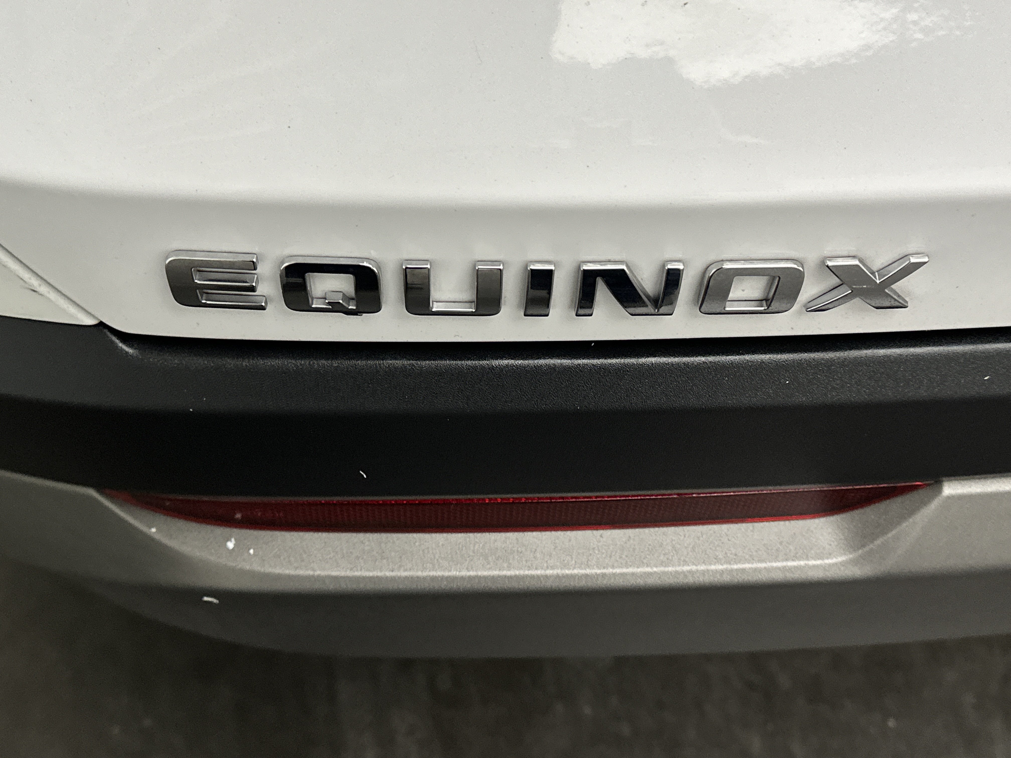 Used 2026 Chevrolet Equinox LT FWD image 12