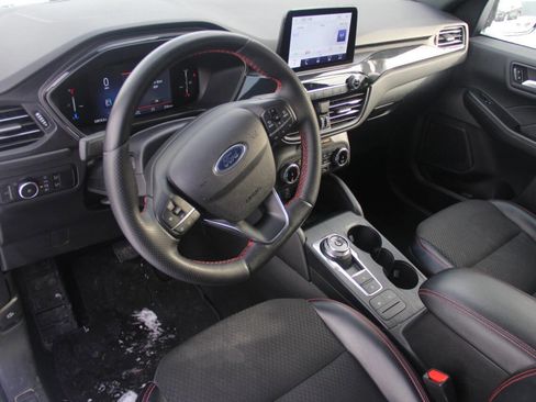 Certified 2025 Ford Escape ST-Line Select image 27