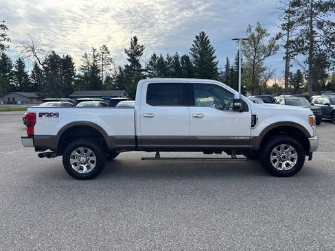 Used 2017 Ford F250 King Ranch w/ King Ranch Ultimate Package AWD/4WD image 2