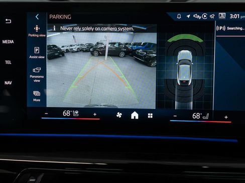 Used 2025 BMW X2 xDrive28i w/ Convenience Package image 19