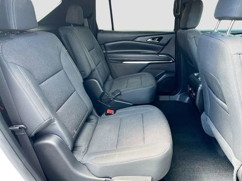 Used 2025 Chevrolet Traverse LT w/ Driver Confidence Package AWD/4WD image 27