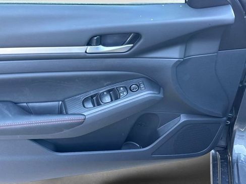 New 2026 Nissan Altima 2.5 SR FWD image 11