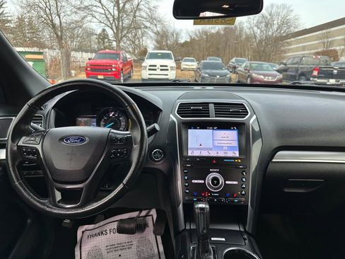 Used 2019 Ford Explorer Sport w/ Equipment Group 401A image 19
