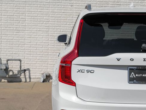 Used 2019 Volvo XC90 T5 Momentum image 51