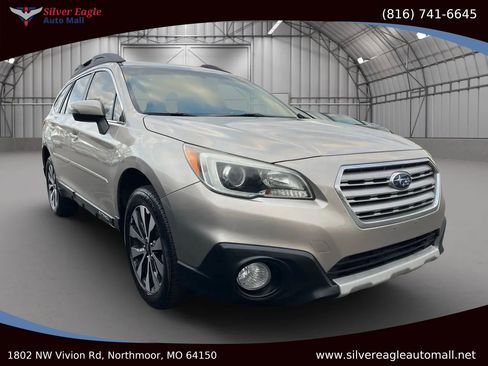 Used 2015 Subaru Outback 2.5i Limited image 2