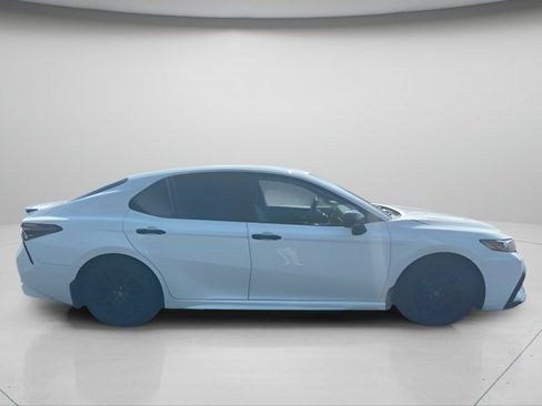 Used 2021 Toyota Camry SE AWD/4WD image 8