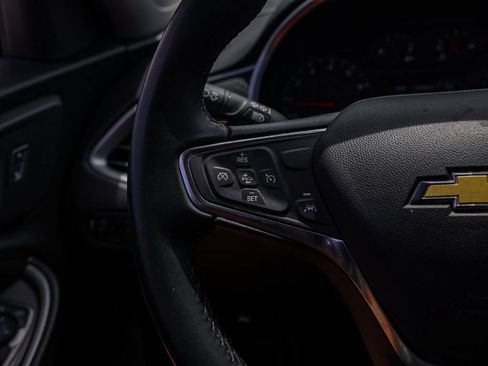 Used 2025 Chevrolet Malibu RS FWD image 25
